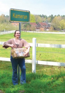 Post aus Kamerun - Postsendung ging um die halbe Welt